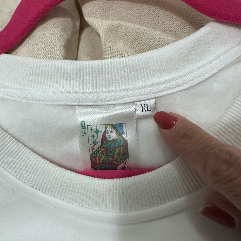 QUEEN OF SPARKLES White Sweatshirt with Colorful Design - Picture 4 of 5